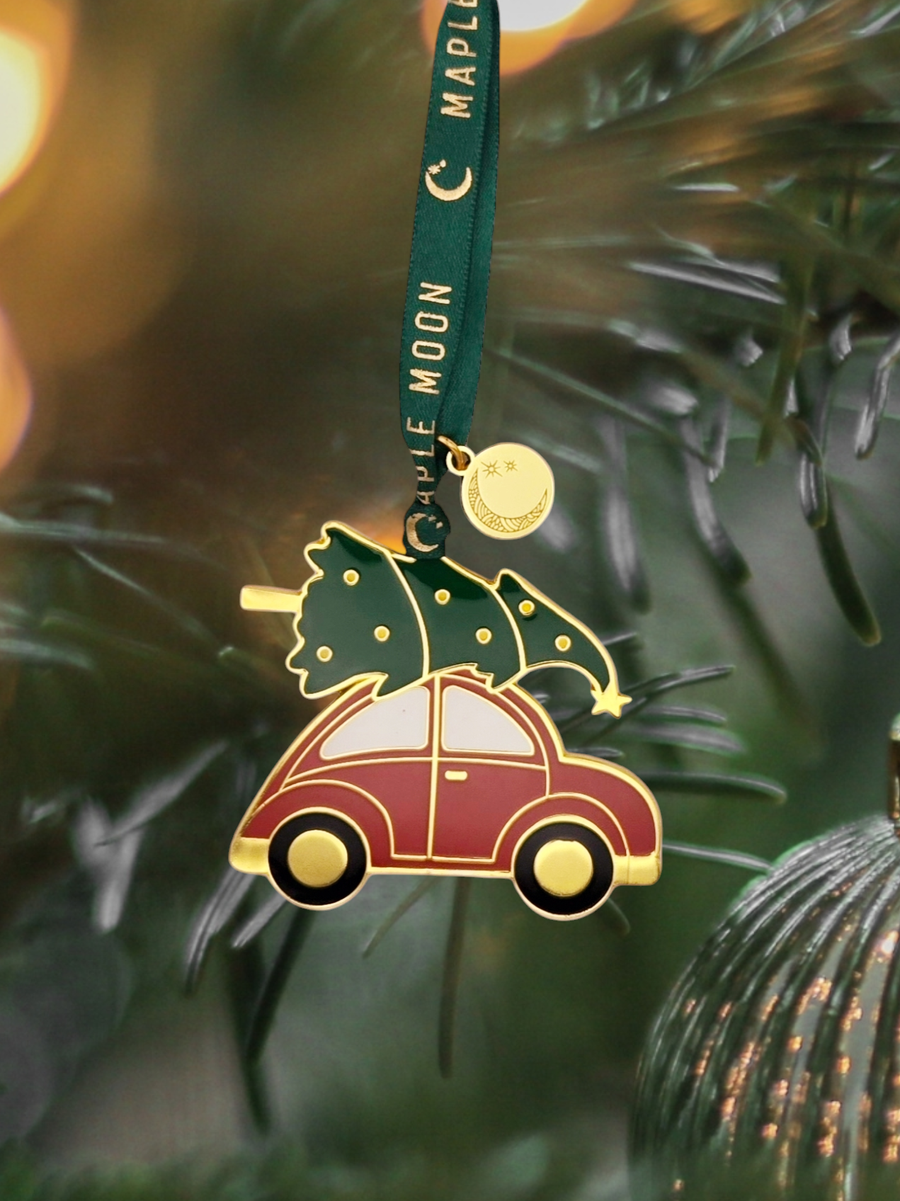Classic Enamel Car with Tree Red
